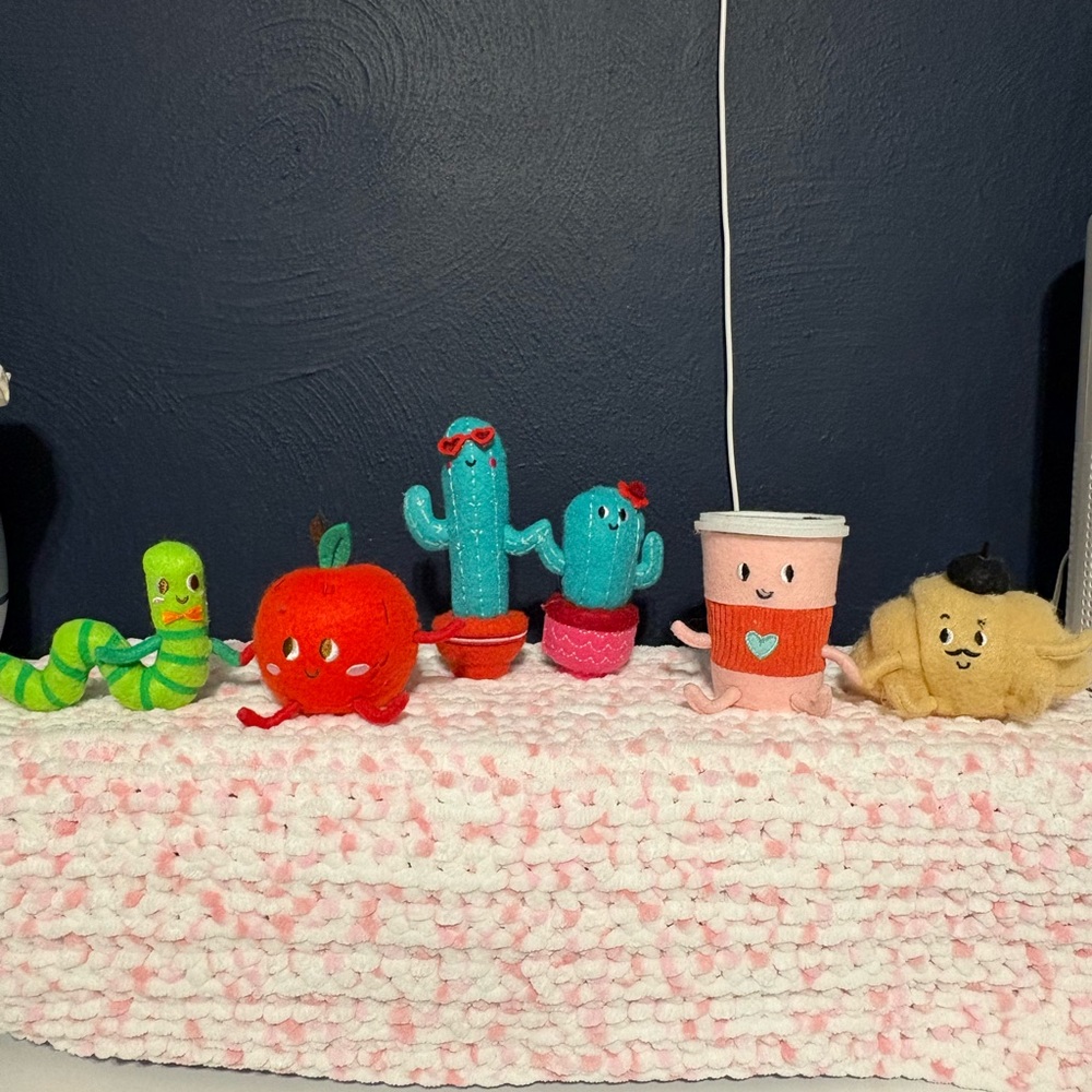 Target Felt Duos